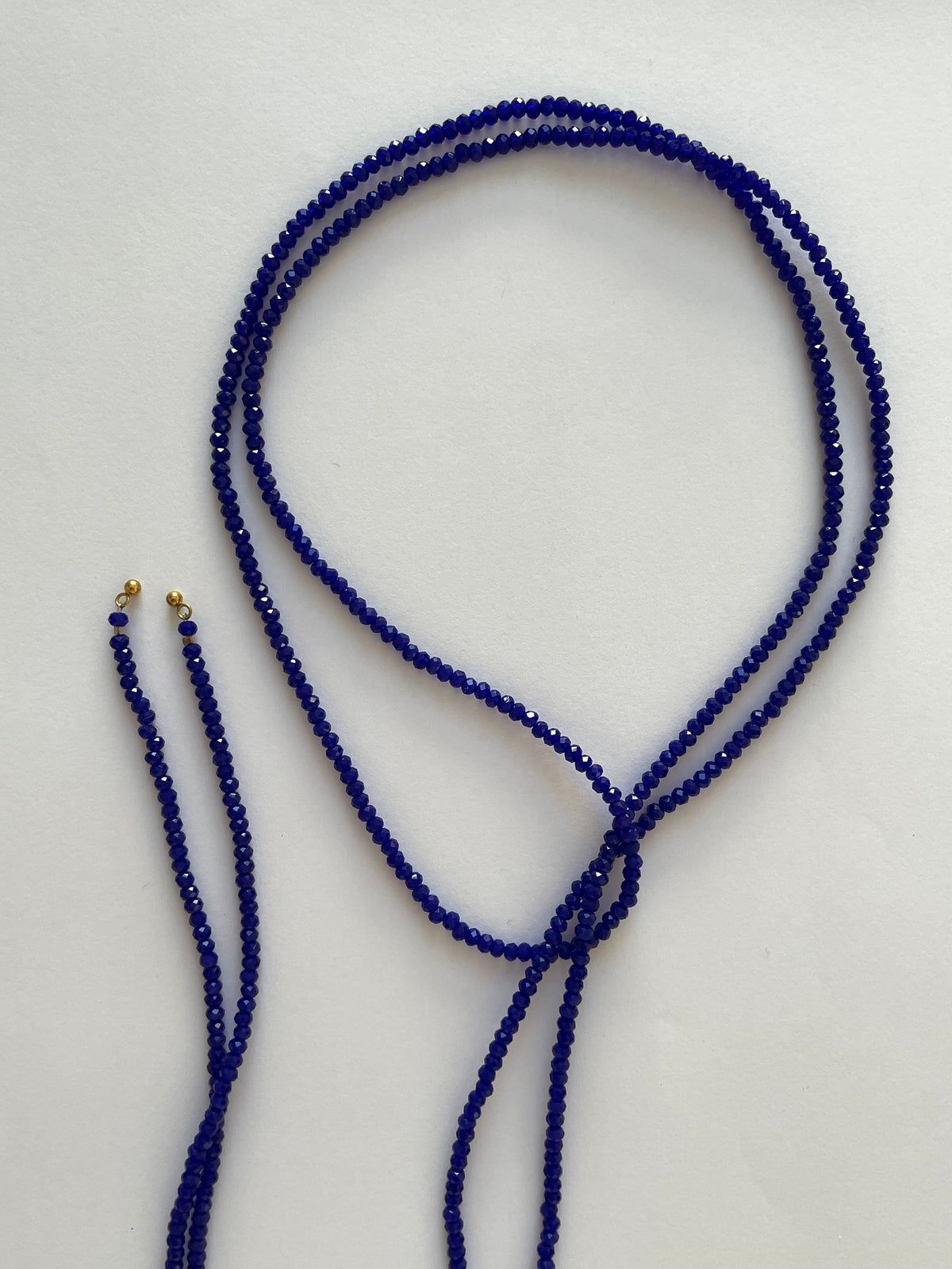 Collier écharpe bleu roi