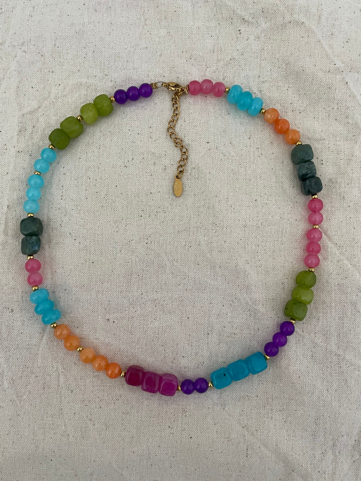 Collier coloré
