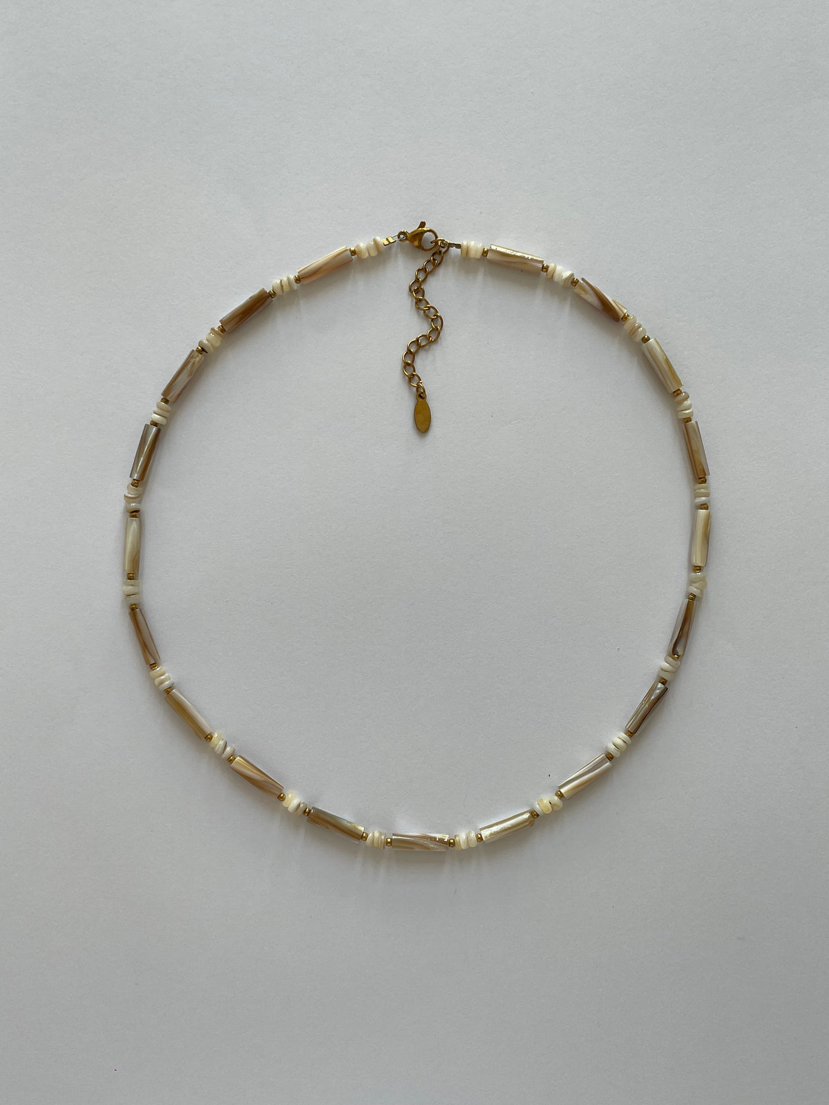 Collier de perles longues