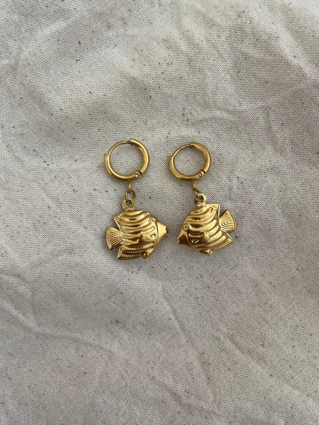 Boucles d’oreilles poissons dorés