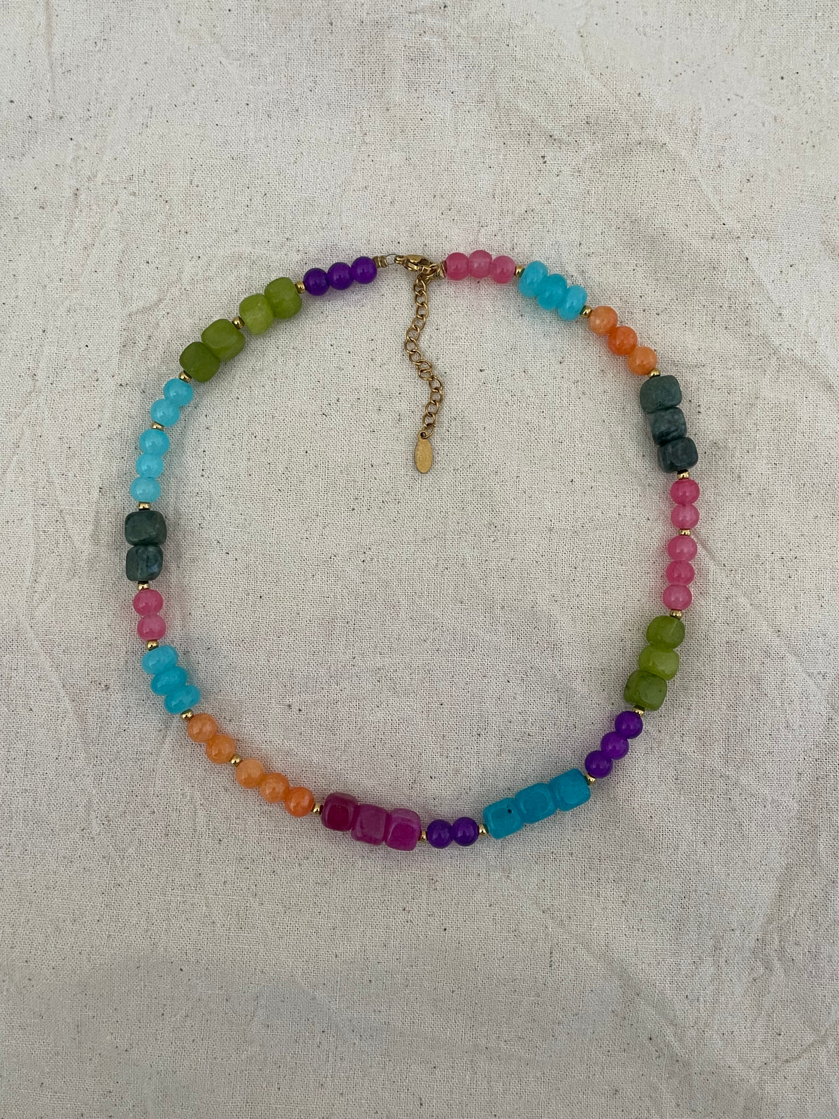 Collier coloré