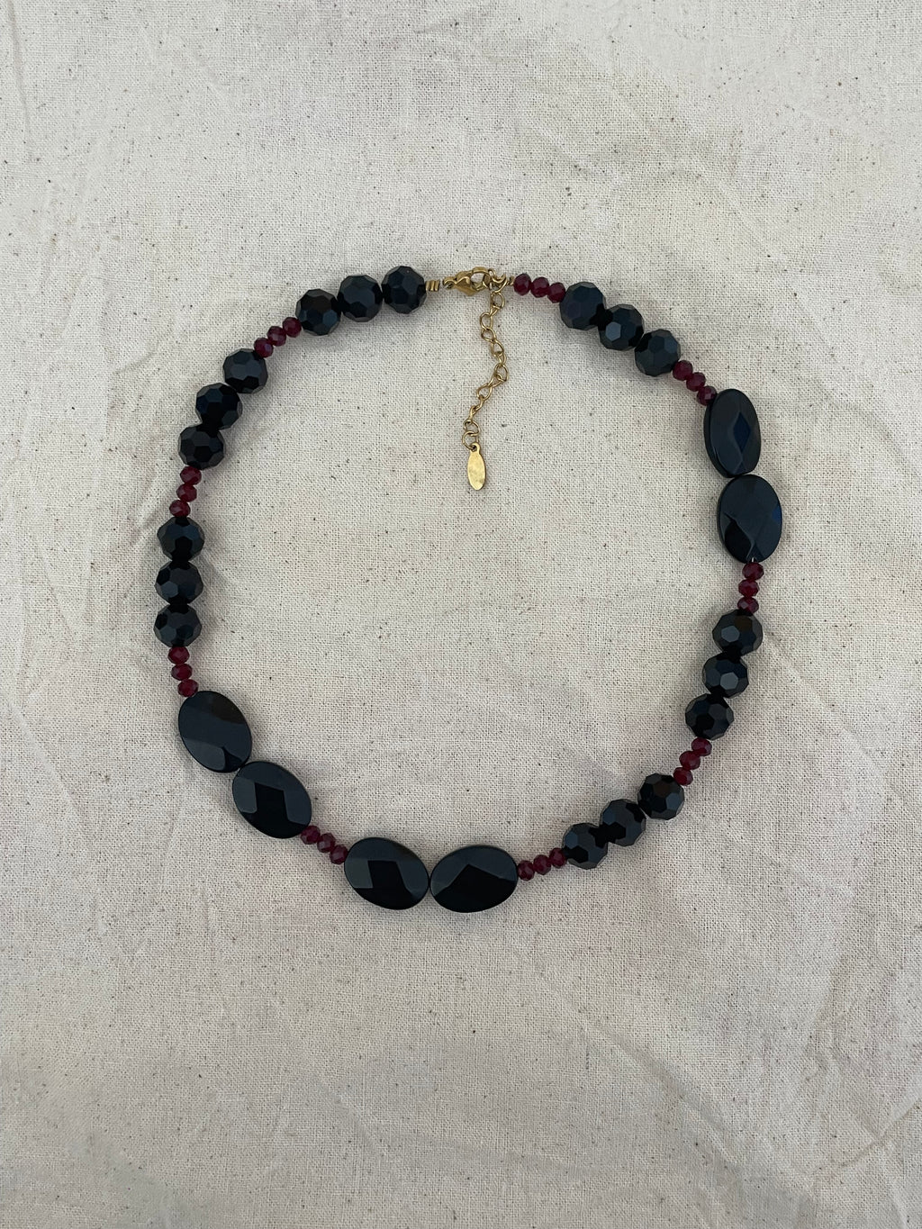 Collier perles noires
