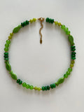 Collier perles et sardines