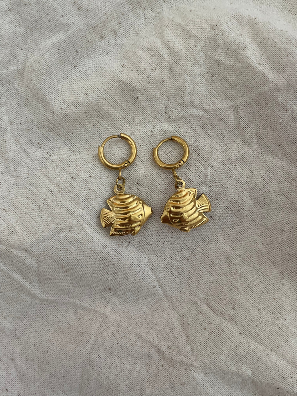 Boucles d’oreilles poissons dorés