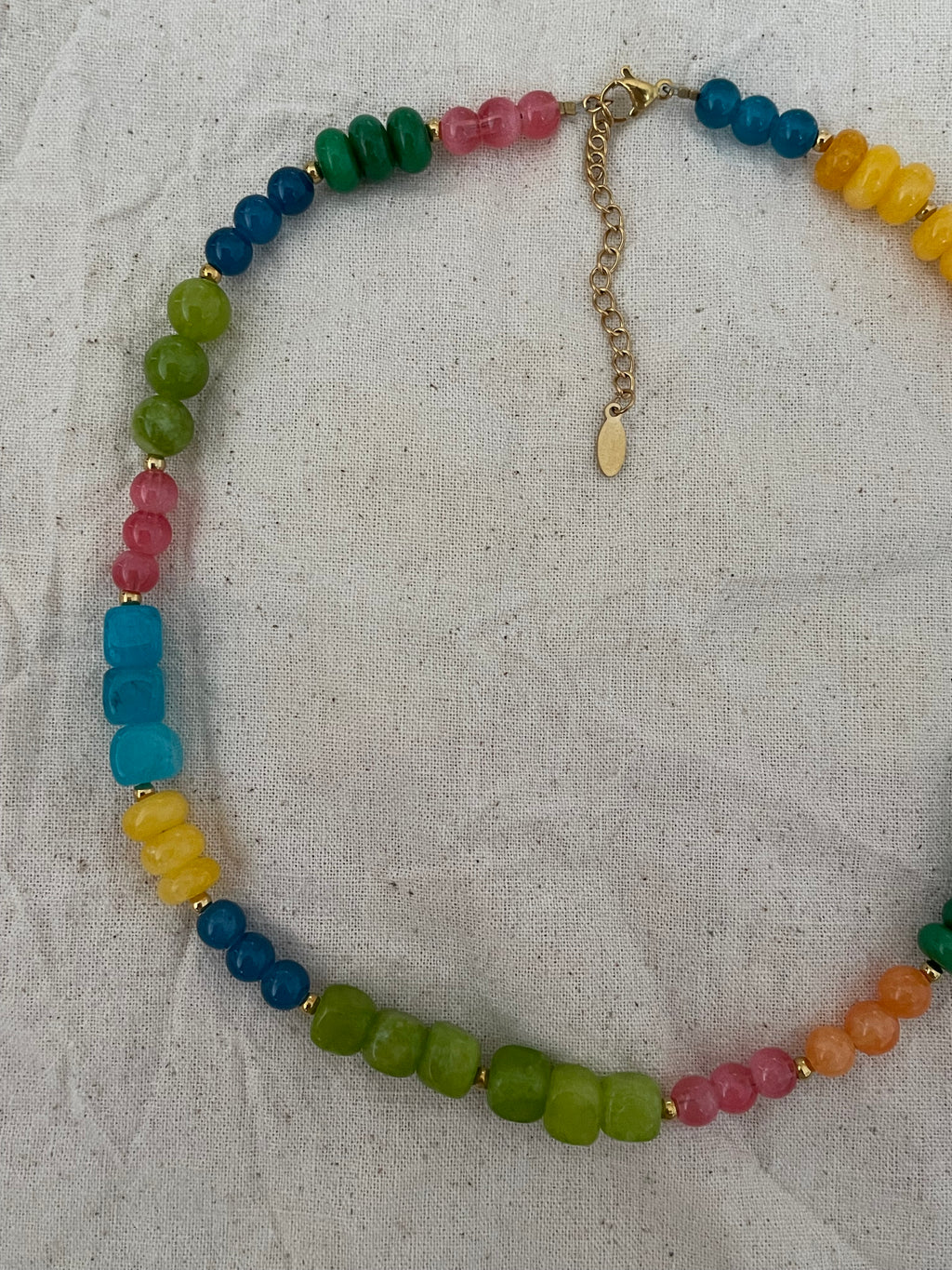 Collier coloré