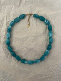 Collier bleu vert